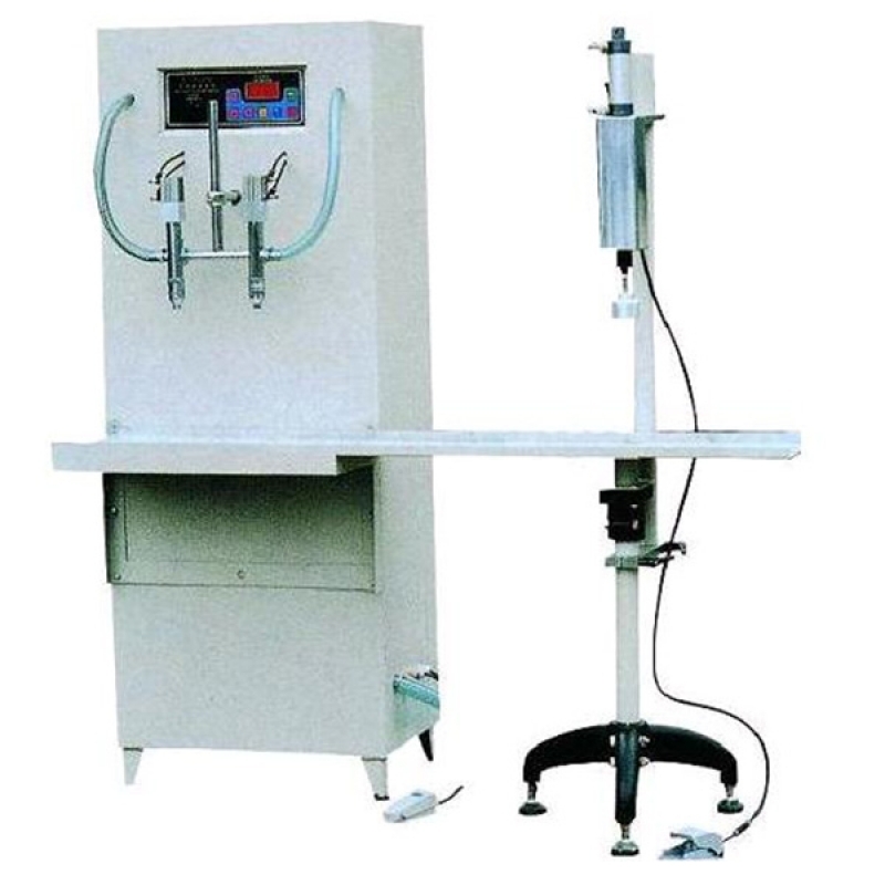 LLenadora de Líquidos Semiautomatica con Taponeado